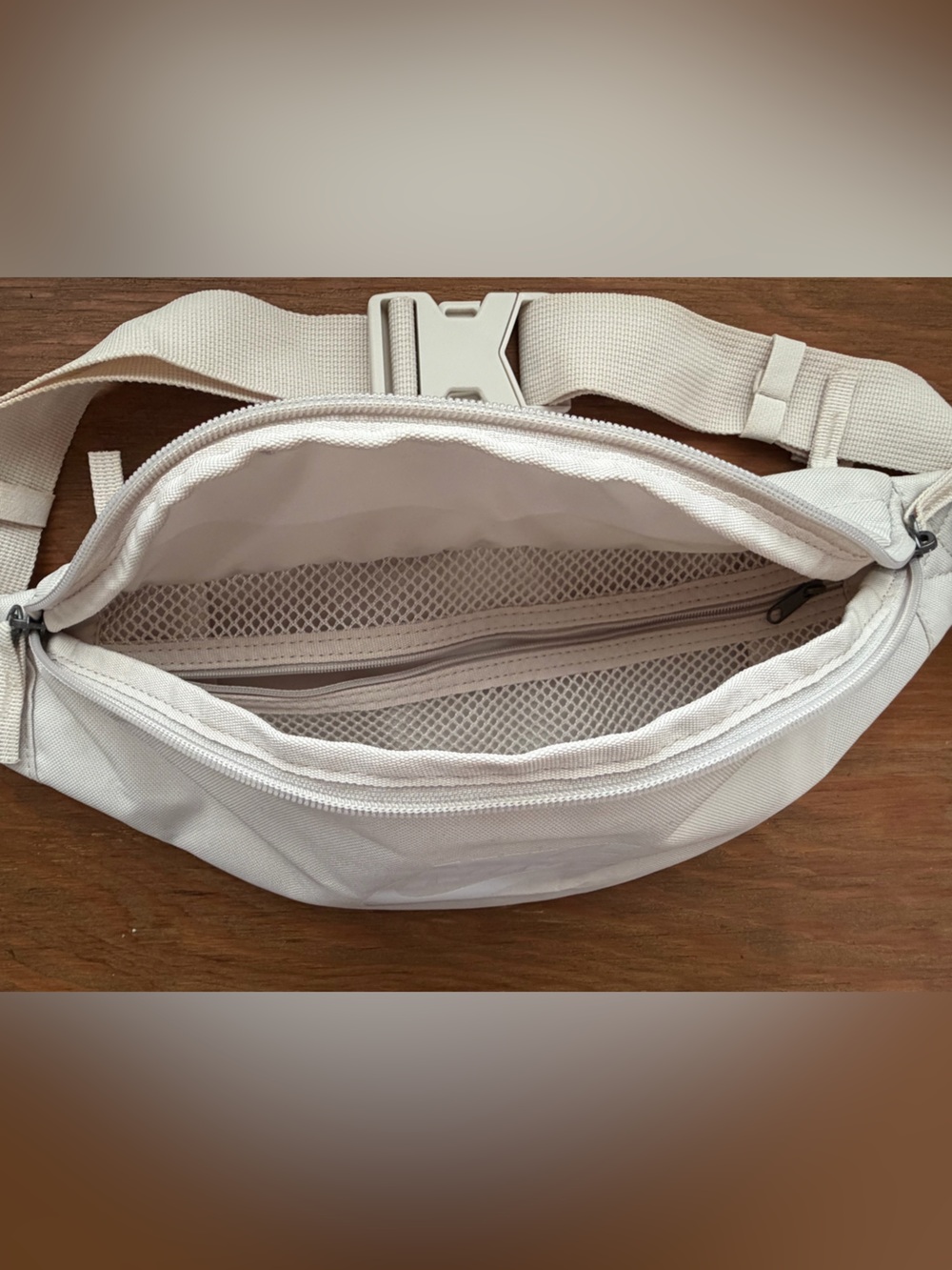 Nike Cream/White Heritage Waist Pack Fanny Pack Crossbody Bag - Picture 2 of 5